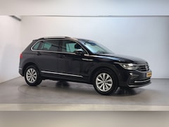 Volkswagen Tiguan - 1.5 TSI 150pk DSG Life Business Virtual Cockpit Navigatie DAB+ App-Connect