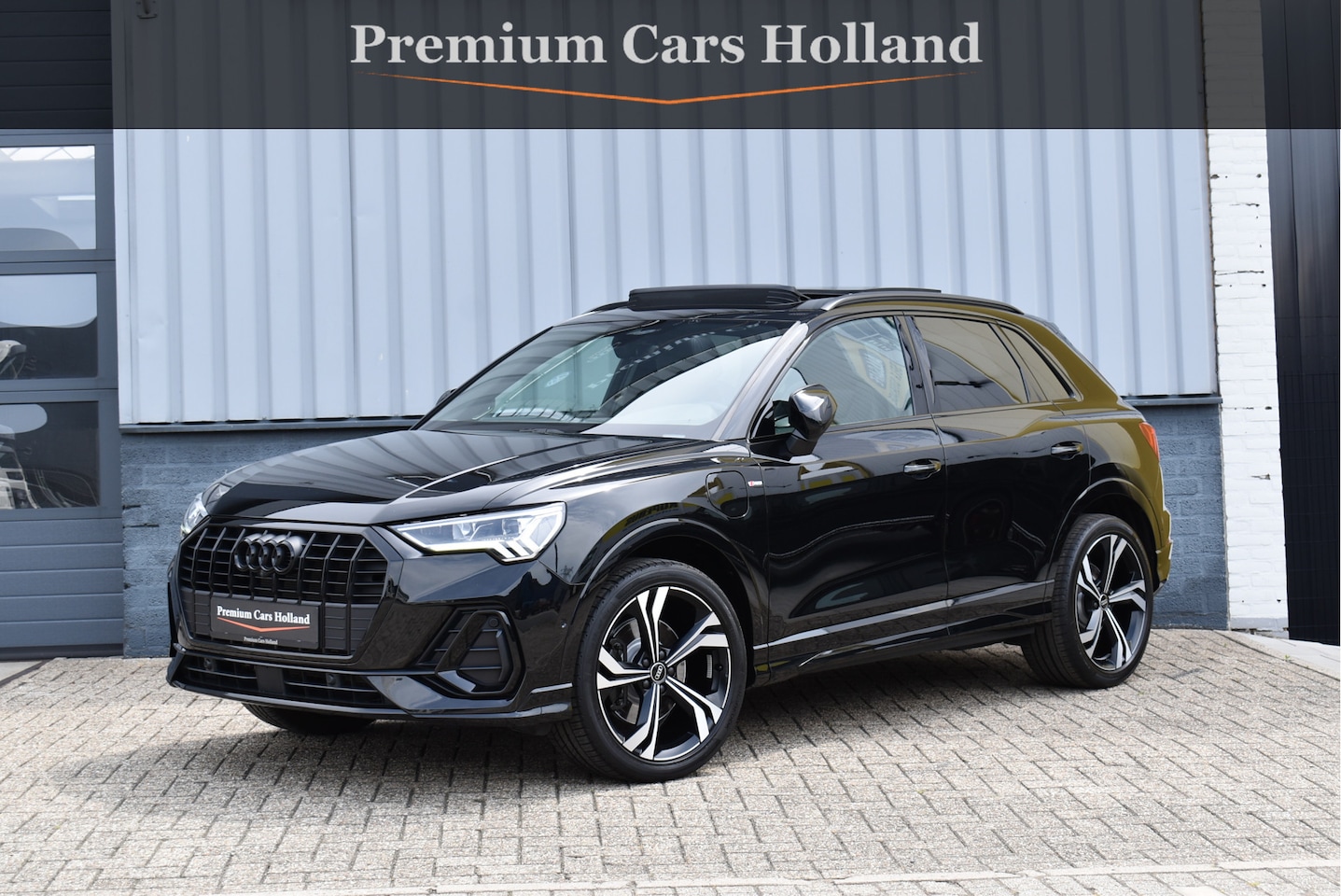 Audi Q3 - 45 TFSI e S-Line 245 Pk Pano Leder 360 Camera ACC 20 Inch - AutoWereld.nl