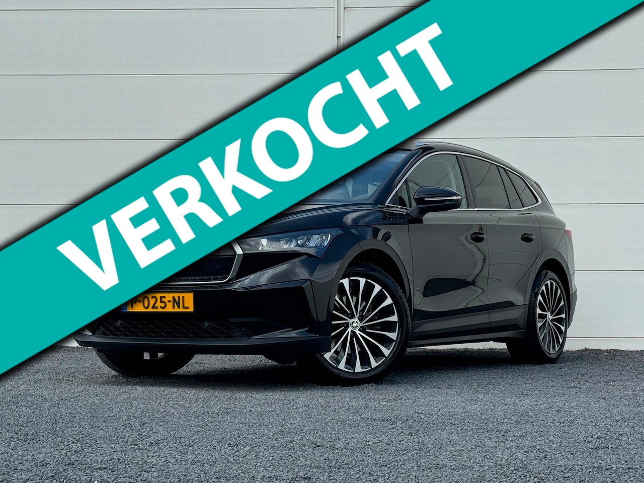 Skoda Enyaq iV - 80 Org NL SOH 96% Warmtepomp Keyless Camera Sportonderstel Lane assist Dodehoek detectie S - AutoWereld.nl