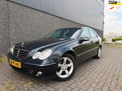 Mercedes-Benz C-klasse - 180 K. Avantgarde/AUTOMAAT/NETTE AUTO