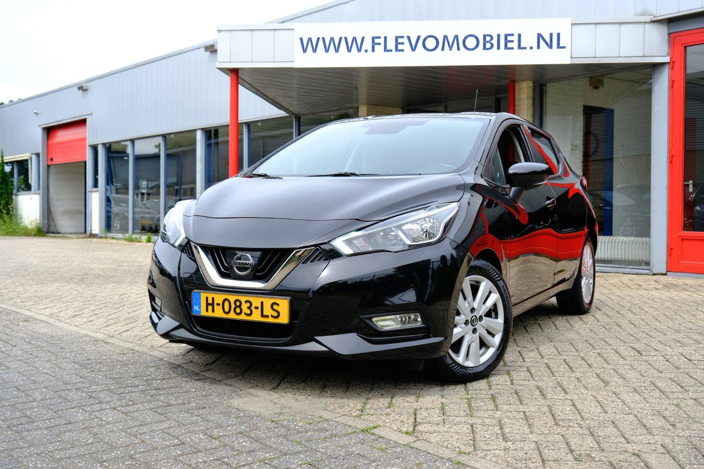 Nissan Micra - 1.0 IG-T N-Connecta 5-drs Navi|Airco|LMV|Cam - AutoWereld.nl
