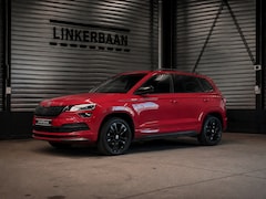 Skoda Karoq - 1.5 TSI ACT Sportline | Panodak | Trekhaak | Stoelverwarming |