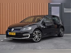 Volkswagen Golf - GTE 1.4 TSI DSG | Trekhaak | 17" | PDC
