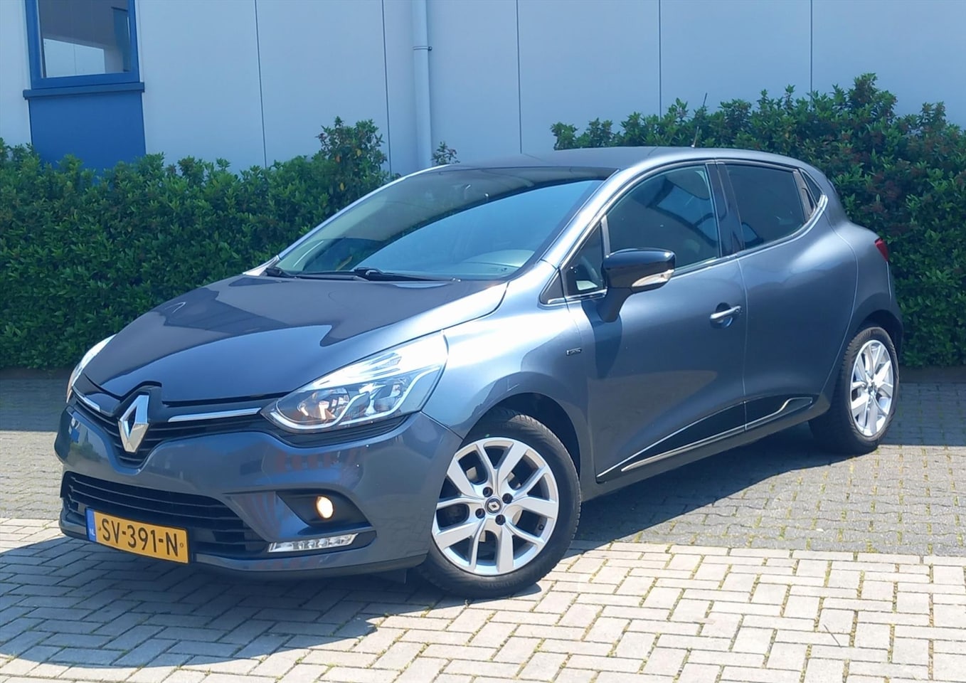 Renault Clio - Energy TCe 90pk ECO2 S&amp;S Limited - AutoWereld.nl