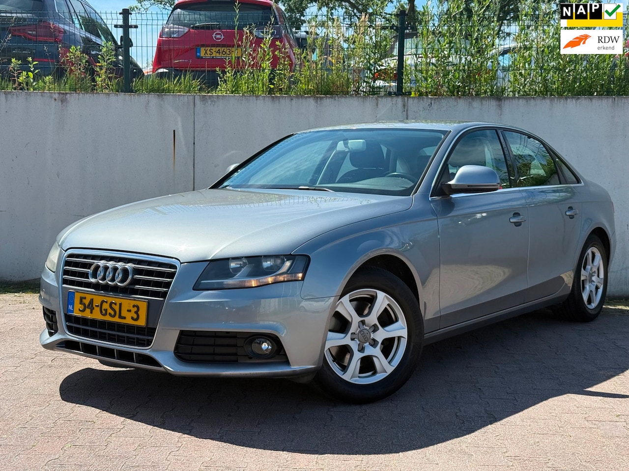 Audi A4 Limousine - 1.8 TFSI Pro Line Business/1STE EIGENAAR/NAVI/ZEER GOED ONDERHOUDEN/CRUISE/ - AutoWereld.nl