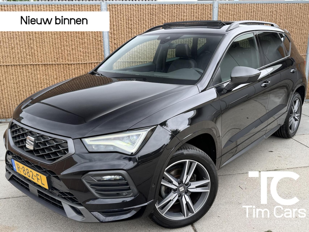 SEAT Ateca - 1.0 TSI FR Business Intense Panoramadak | Leer/alcantara | LED verlichting | Adaptieve cru - AutoWereld.nl