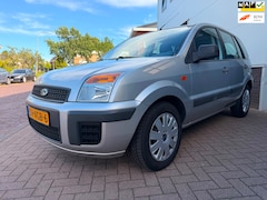 Ford Fusion - 1.4-16V Cool & Sound/Airco/Aux/Trekhaak/Hoge Instap/Elek-pakket/Nette auto