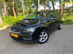 Ford Focus Wagon - 1.6-16V Titanium
