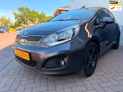 Kia Rio - 1.2 CVVT Design Edition/Airco/Cruise-c/Led/Pdc/1eigenaar/Elek-pakket
