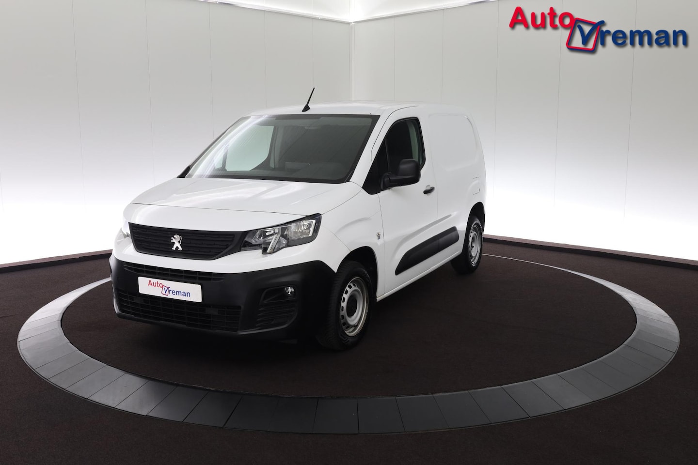 Peugeot Partner - 1.5 BlueHDI Pro Peugeot Partner - AutoWereld.nl
