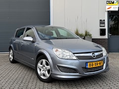 Opel Astra - 1.6 Business OPC Line | Trekhaak | Cruise | Airco