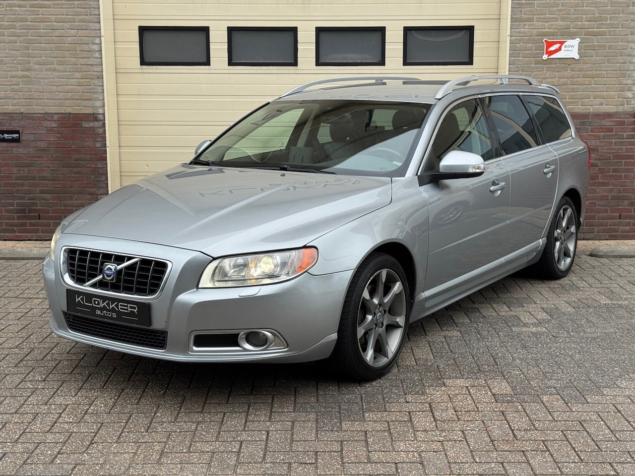 Volvo V70 - 3.0 T6 AWD Summum Navi|Memory|Trekhaak| - AutoWereld.nl