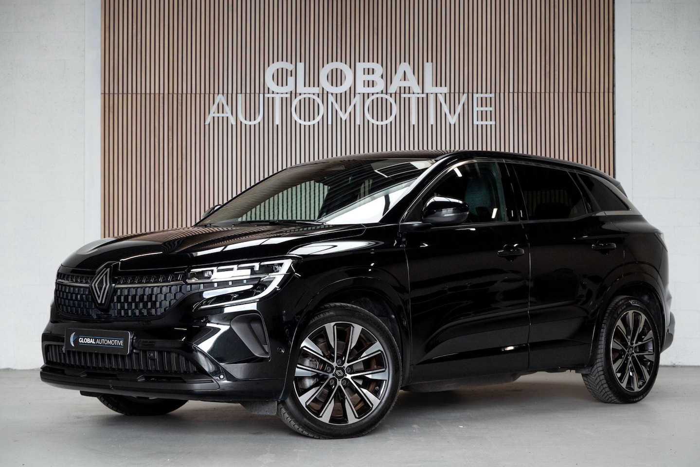 Renault Austral - 1.2 E-Tech full hybrid 200 techno - CARPLAY - LED - AutoWereld.nl