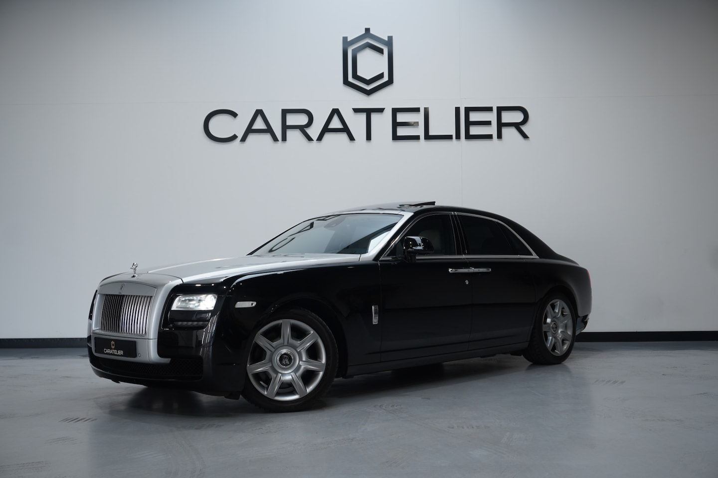 Rolls-Royce Ghost - 6.6 V12 6.6 V12 - AutoWereld.nl