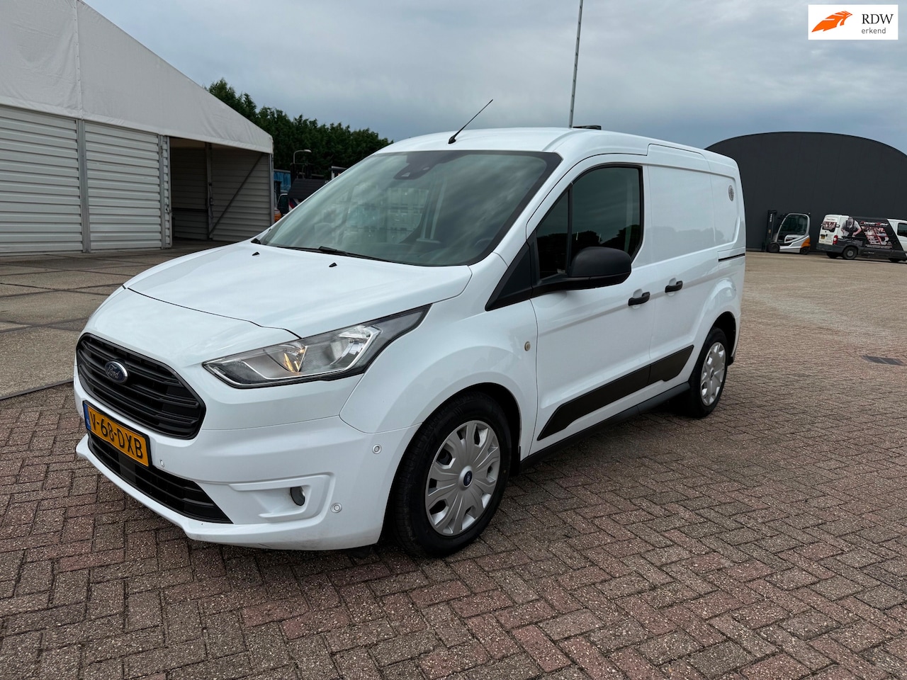 Ford Transit Connect - 1.5 TDCI L1 Ambiente HP Lichte zijschade/Automaat ! - AutoWereld.nl