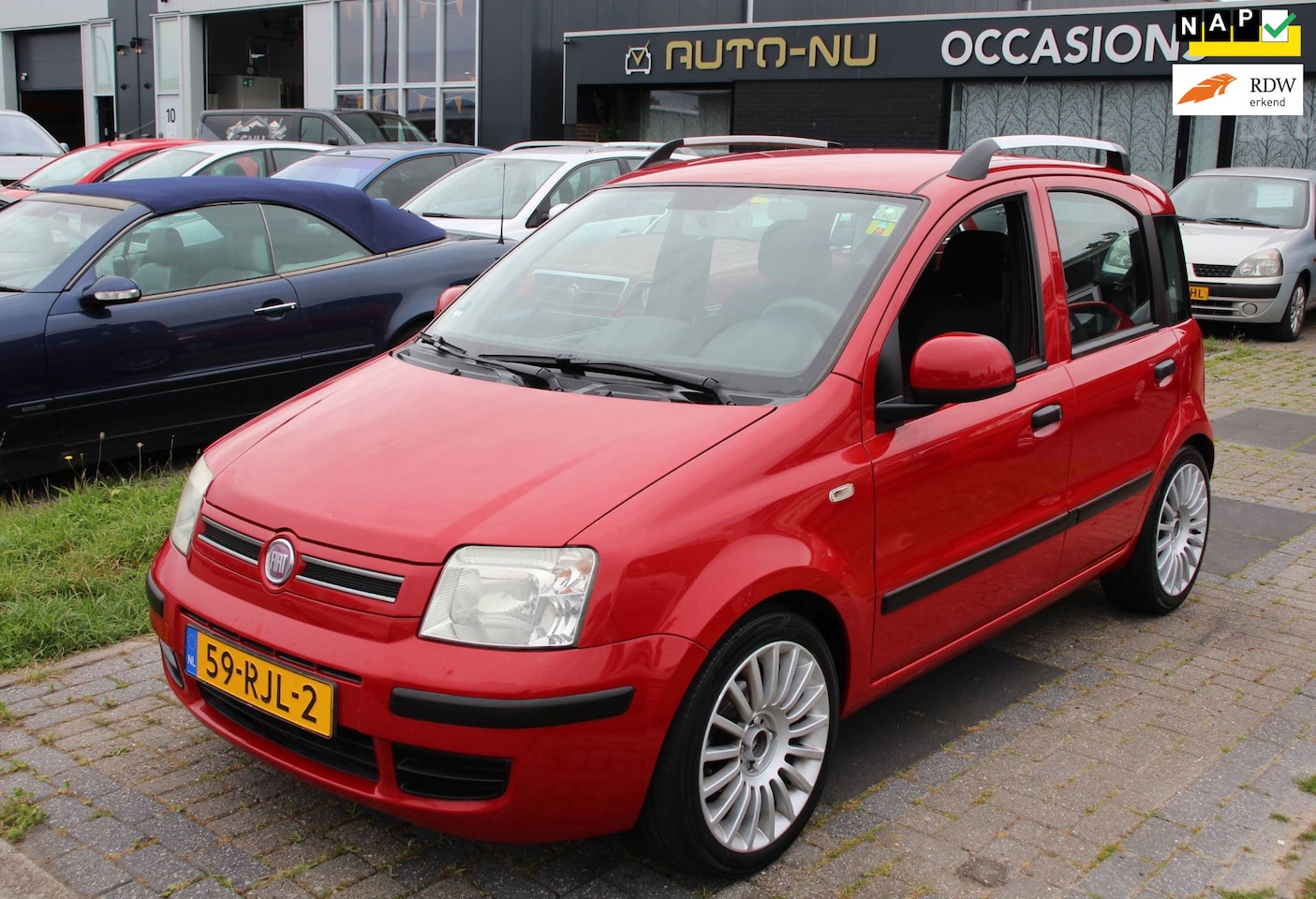 Fiat Panda - 1.2 Edizione Cool Airco Dealer onderhouden 16"LM velgen Trekhaak Elec. pakket.NAP APK - AutoWereld.nl