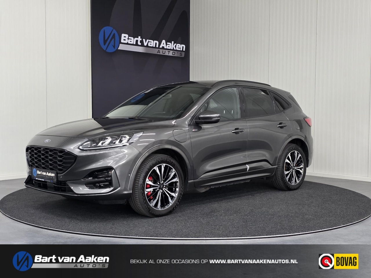 Ford Kuga - 2.5 PHEV ST-Line X Head-up 2x Camera ACC Keyless Elektr. Achterklep 19 Inch - AutoWereld.nl