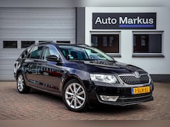 Skoda Octavia Combi - 1.2 TSI Elegance Businessline|Trekhaak|Half-Leder|Cruise|Clima