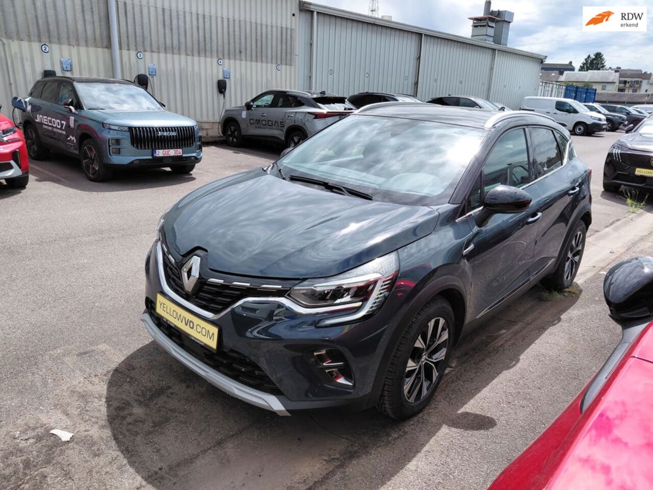 Renault Captur - 1.3 mild hybrid 140 techno Automaat navi camera, 17 inch - AutoWereld.nl
