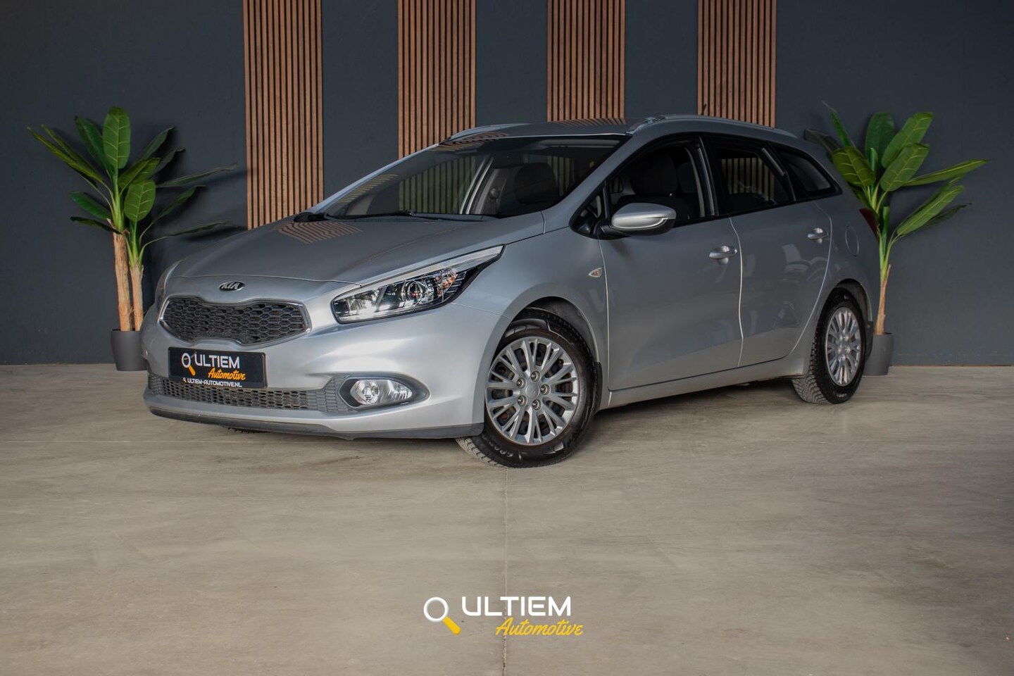 Kia Cee'd Sportswagon - 1.6 GDI | Stoelverwarming Airco - AutoWereld.nl