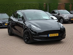 Tesla Model Y - Long Range AWD 75 kWh / SoH 87, 8% / Autopilot / Panoramadak / Camera / 20'' / Keyless / L