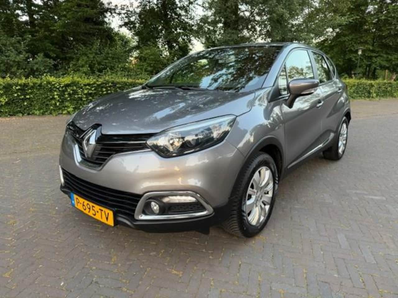 Renault Captur - 0.9 Tce Dynamique/Verwarmde voorstoelen/Navi/PDC/Startstop/Camera - AutoWereld.nl