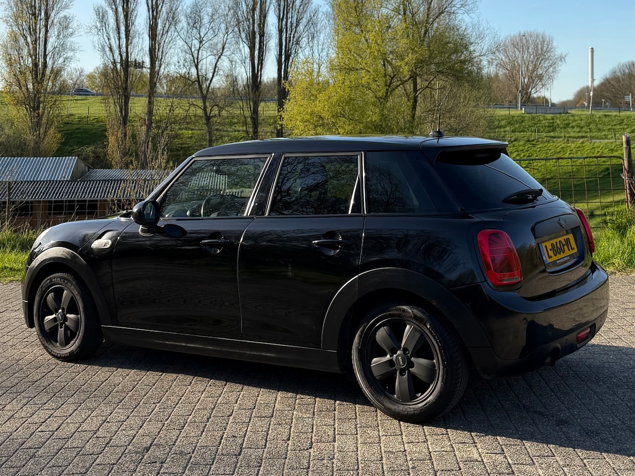 MINI 5-Deurs - 1.2 One Business One - AutoWereld.nl