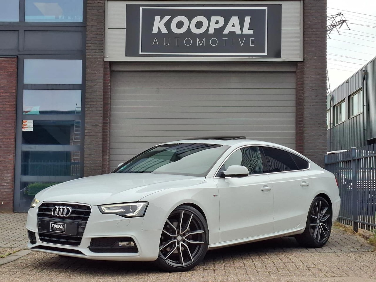Audi A5 Sportback - 2.0 TDI Sport Edition | 3x S-Line | Keyless | Schuifdak | 20'' BBS - AutoWereld.nl