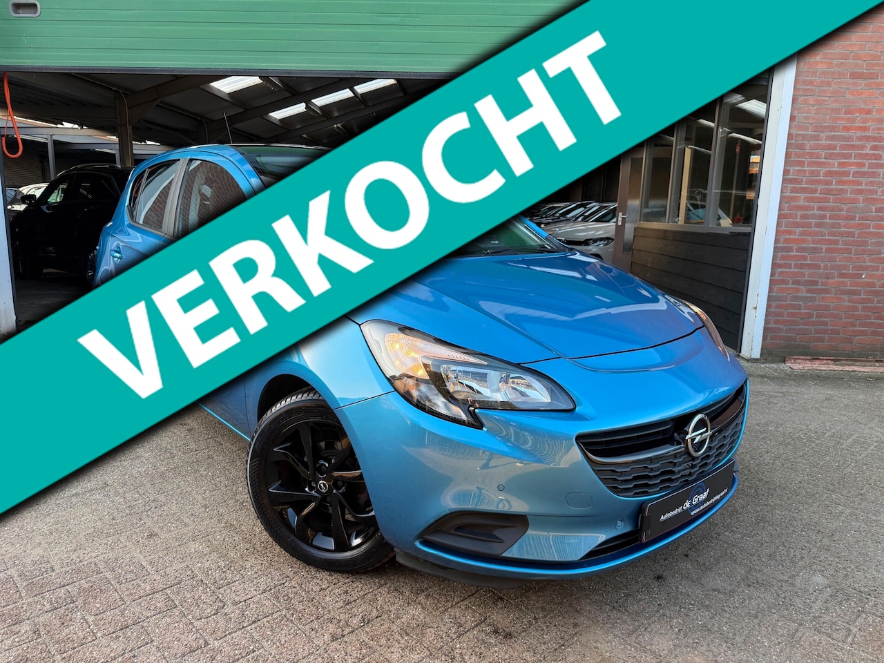 Opel Corsa - 1.4 Black Edition|CRUISE/PDC/CARPLAY/ - AutoWereld.nl