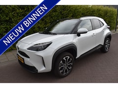 Toyota Yaris Cross - 1.5 Hybrid '23 Adventure, Pano, NIEUWSTAAT