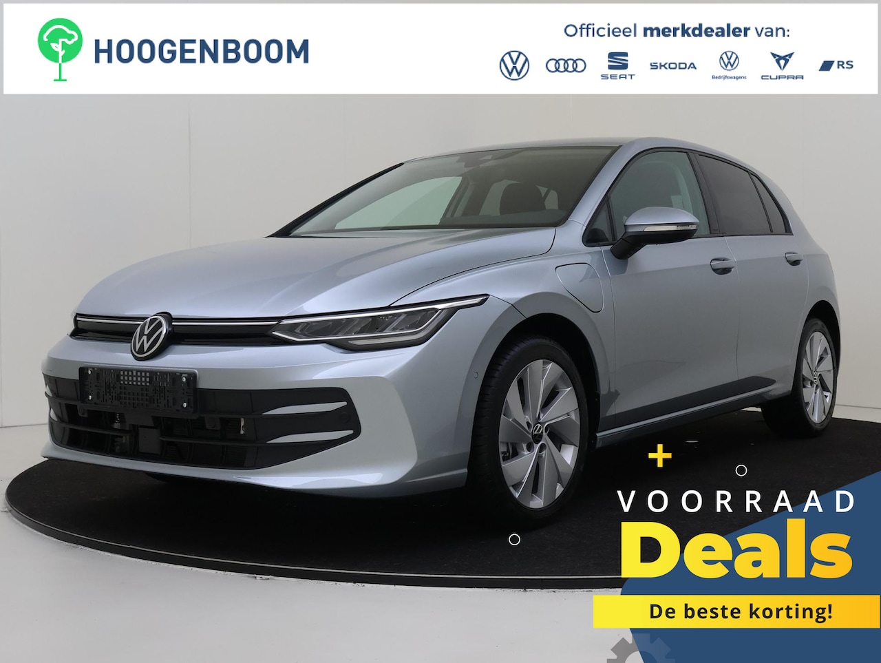 Volkswagen Golf - Life Edition eHybrid | 'App-Connect' draadloze smartphone integratie | Achterbank in ongel - AutoWereld.nl
