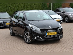 Peugeot 208 - 1.2 PureTech Allure / Distr.riem VV / Panoramadak / Camera / Navigatie / 16'' / Climate Co