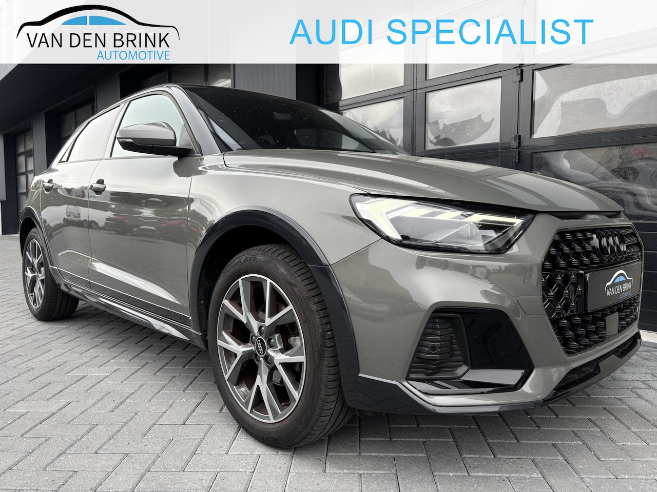 Audi A1 allstreet - 30 TFSI S-Line Black Ed. Chronos Grey - AutoWereld.nl