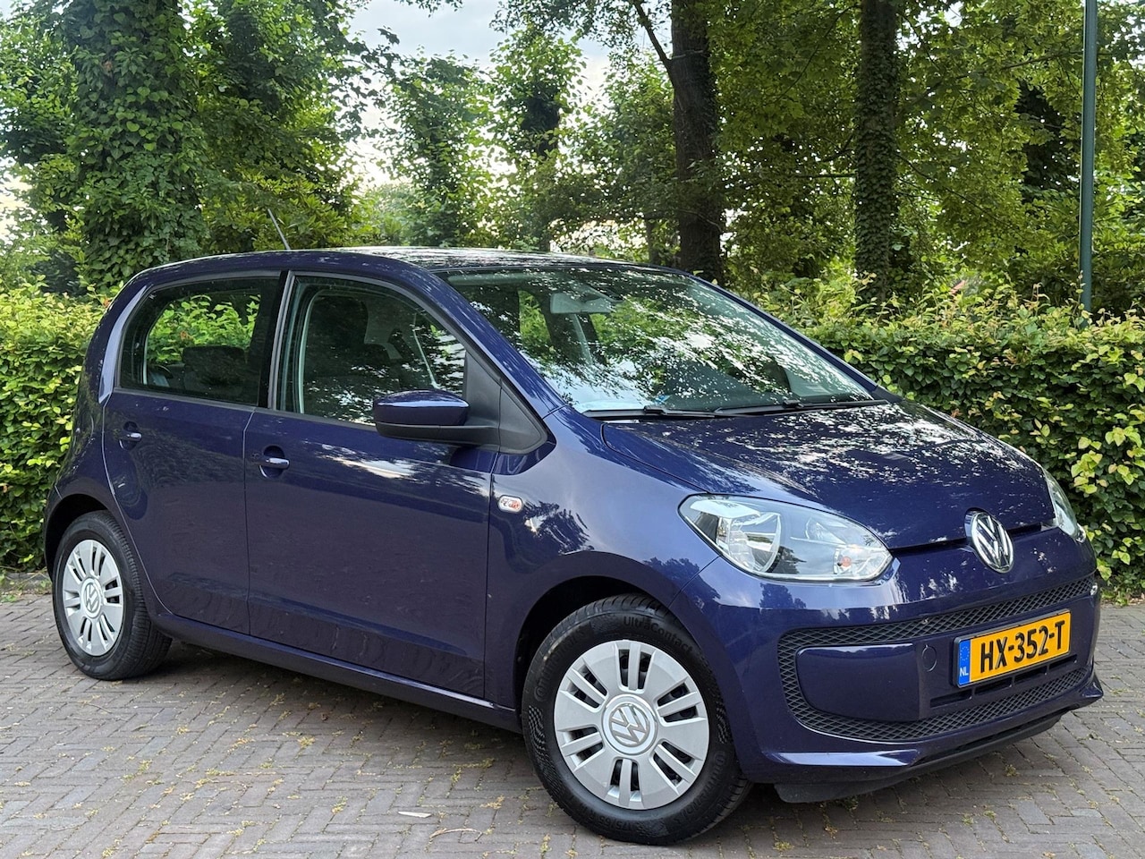 Volkswagen Up! - 1.0 move up! BlueM./Navi/Airco/Bluethooth/BTW verekenbaar - AutoWereld.nl