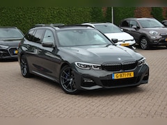 BMW 3-serie Touring - 330i High Exe. M Sport / Panoramadak / Camera / Leder / CarPlay / 19'' / Sportstoelen / St