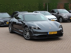 Porsche Taycan Sport Turismo - 93 kWh / SoH 93, 3% / Panoramadak / Camera / Bose / 20'' / Luchtvering / Leder / Warmtepom