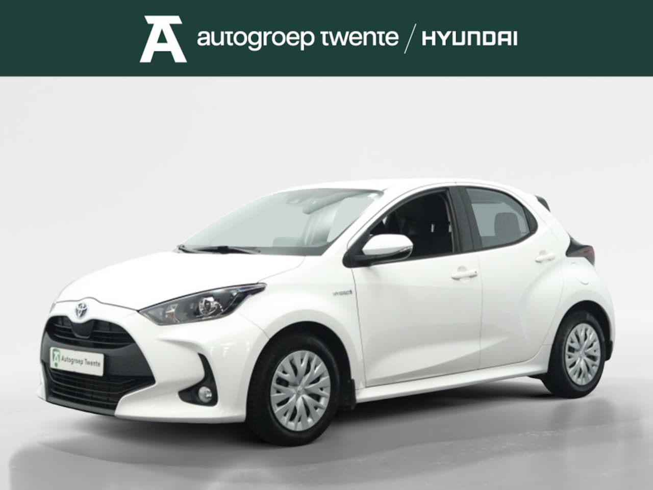 Toyota Yaris - 1.5 Hybrid 115 Active Automaat | Navigatie | Camera | Stoelverwa - AutoWereld.nl
