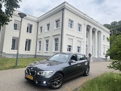 BMW 1-serie - 118 i 5 deurs, 11.000 km p/jr