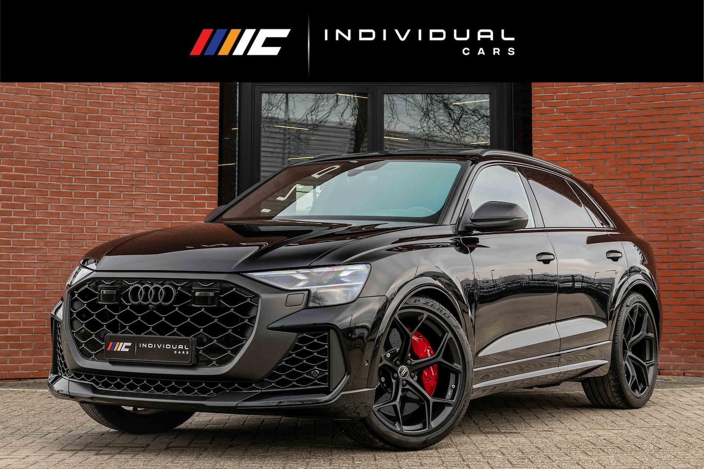 Audi RSQ8 - 4.0 TFSI Performance 640pk Carbon Nightv. 305 km/h - AutoWereld.nl