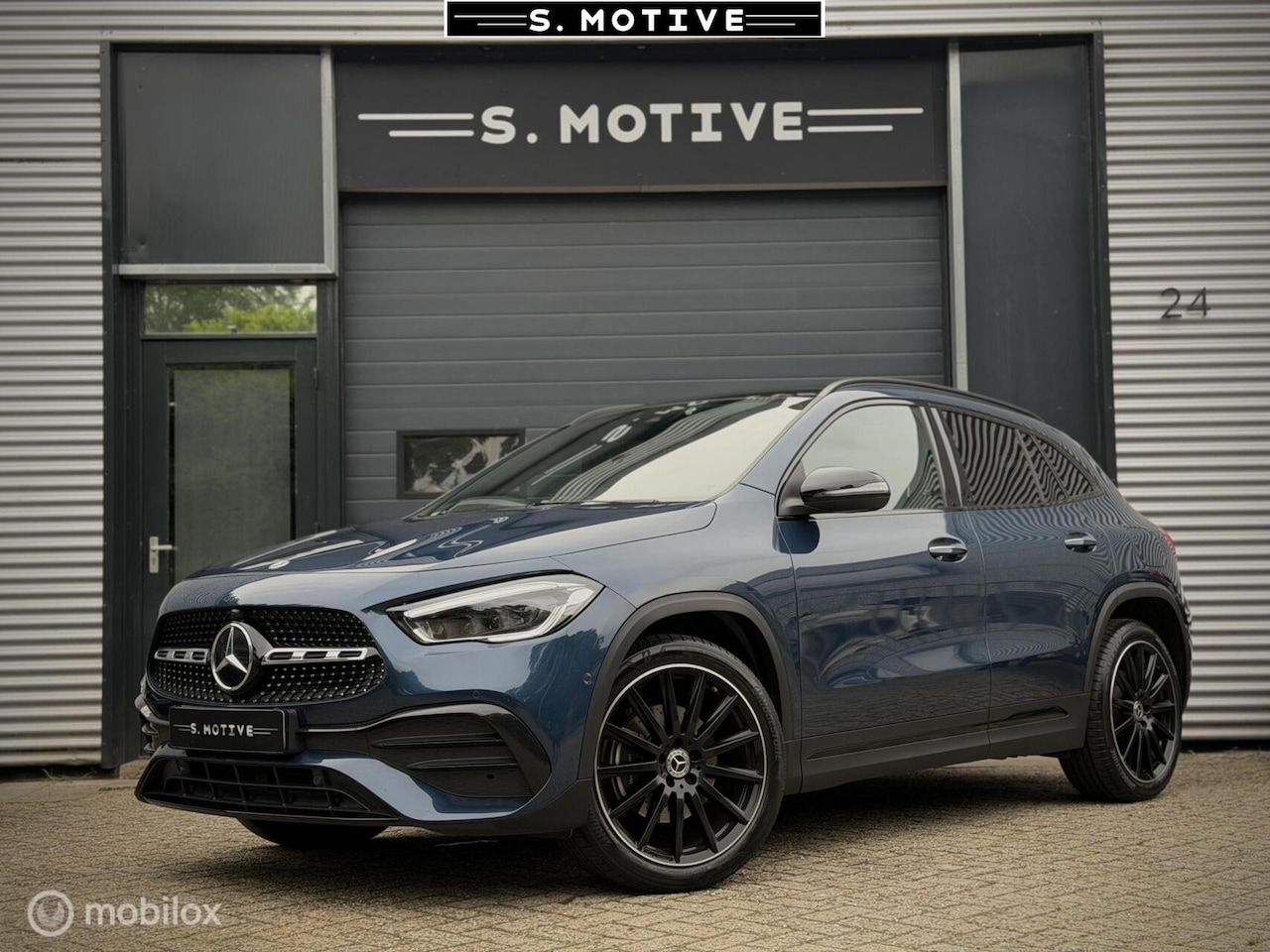 Mercedes-Benz GLA-Klasse - 250 e AMG Line. Pano, AMG Night, Dealer onderhoudem! - AutoWereld.nl