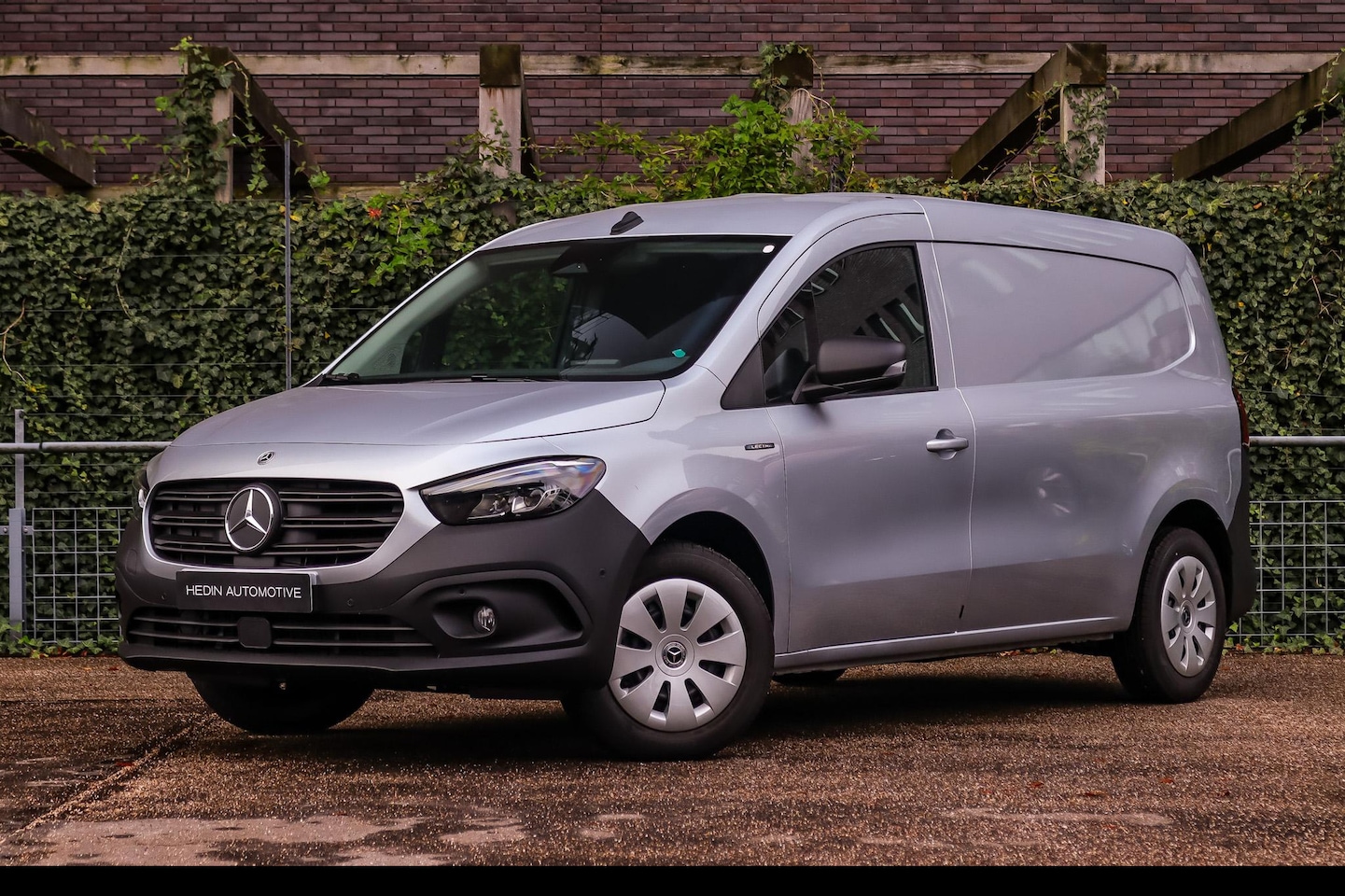 Mercedes-Benz eCitan - L2 51 kW Pro | Parkeerpakket | Navigatie Plus Pakket | Licht Pakket | Zitcomfort Pakket - AutoWereld.nl