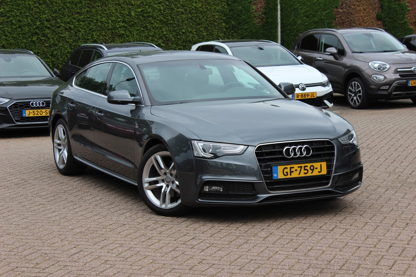 Audi A5 Sportback - 1.8 TFSI S Edition / Navigatie / Parkeerhulp achter / 18'' / Half leder / Sportstoelen / X - AutoWereld.nl