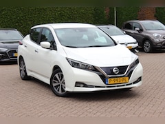 Nissan LEAF - Acenta 40 kWh / SoH 87, 7% / Camera / CarPlay / 16'' / Keyless / Dodehoek / DAB / ACC