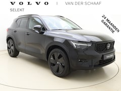 Volvo XC40 - B3 177pk Plus Black Edition / Harman Kardon audio / Lighting / Elektrische stoelen met geh