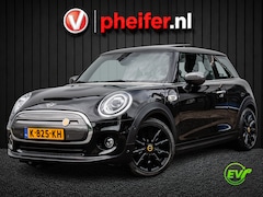 MINI Electric - Yours 33 kWh SOH 96% Panoramadak/ Harman-Kardon/ Navigatie/ Camera/ Leer/ Full led/ Stoelv