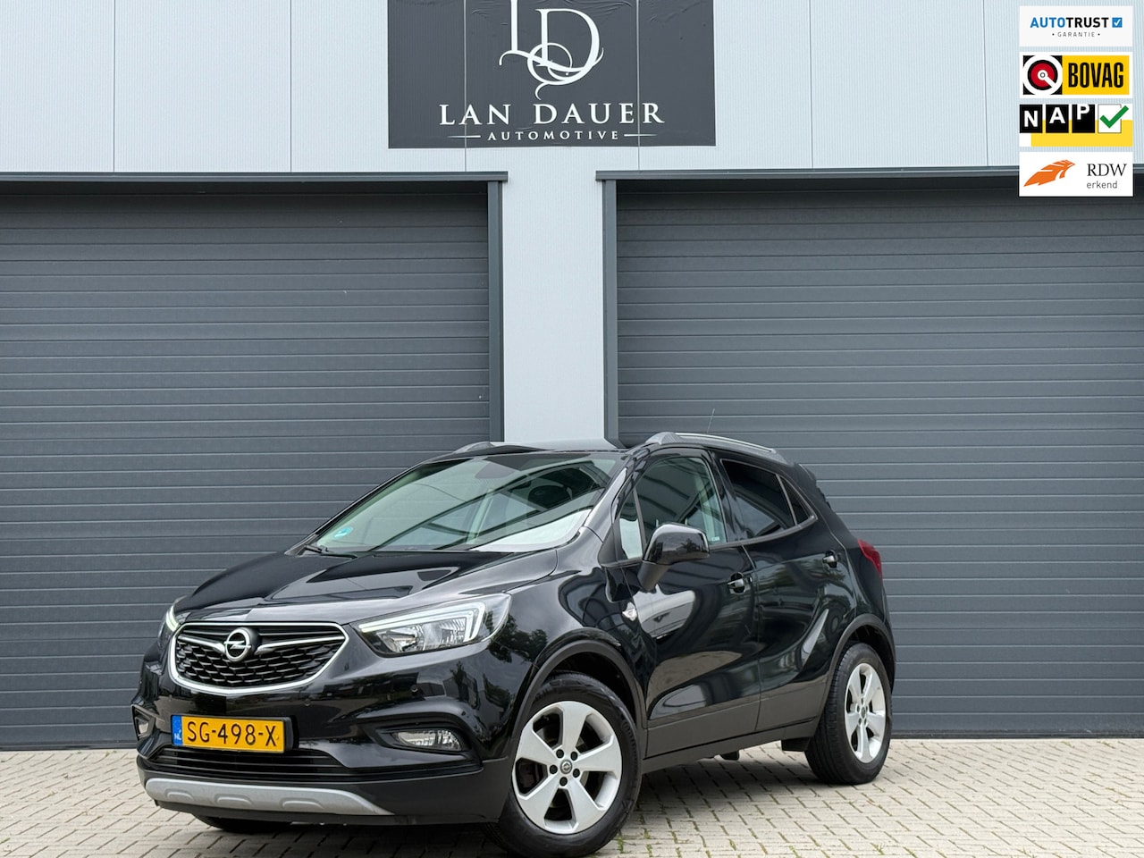 Opel Mokka X - 1.4 Turbo Online Edition / CAMERA / TREKHAAK - AutoWereld.nl