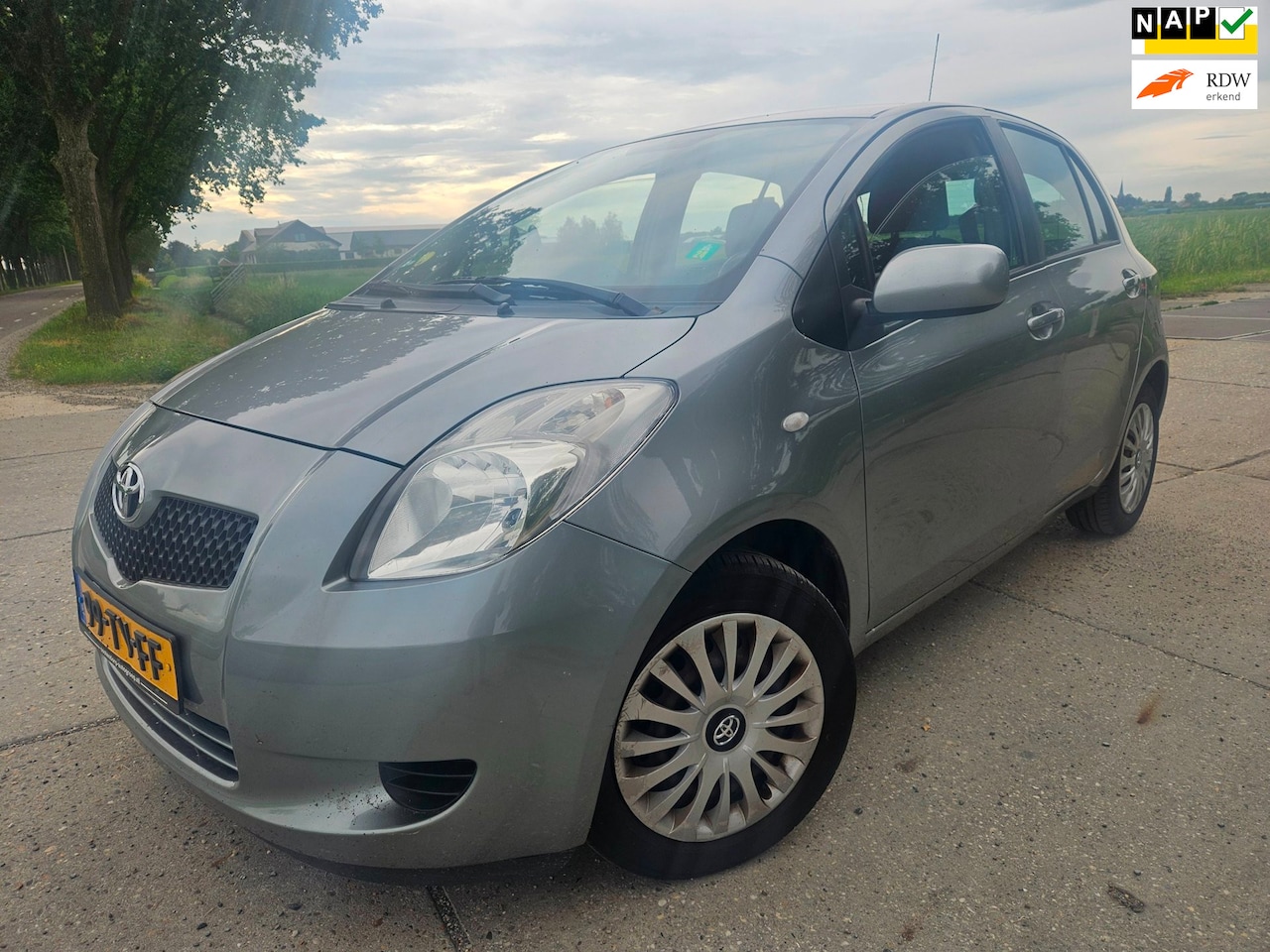 Toyota Yaris - 1.3 VVTi Sol/ airco/ 5 deurs/ bj 2007 - AutoWereld.nl