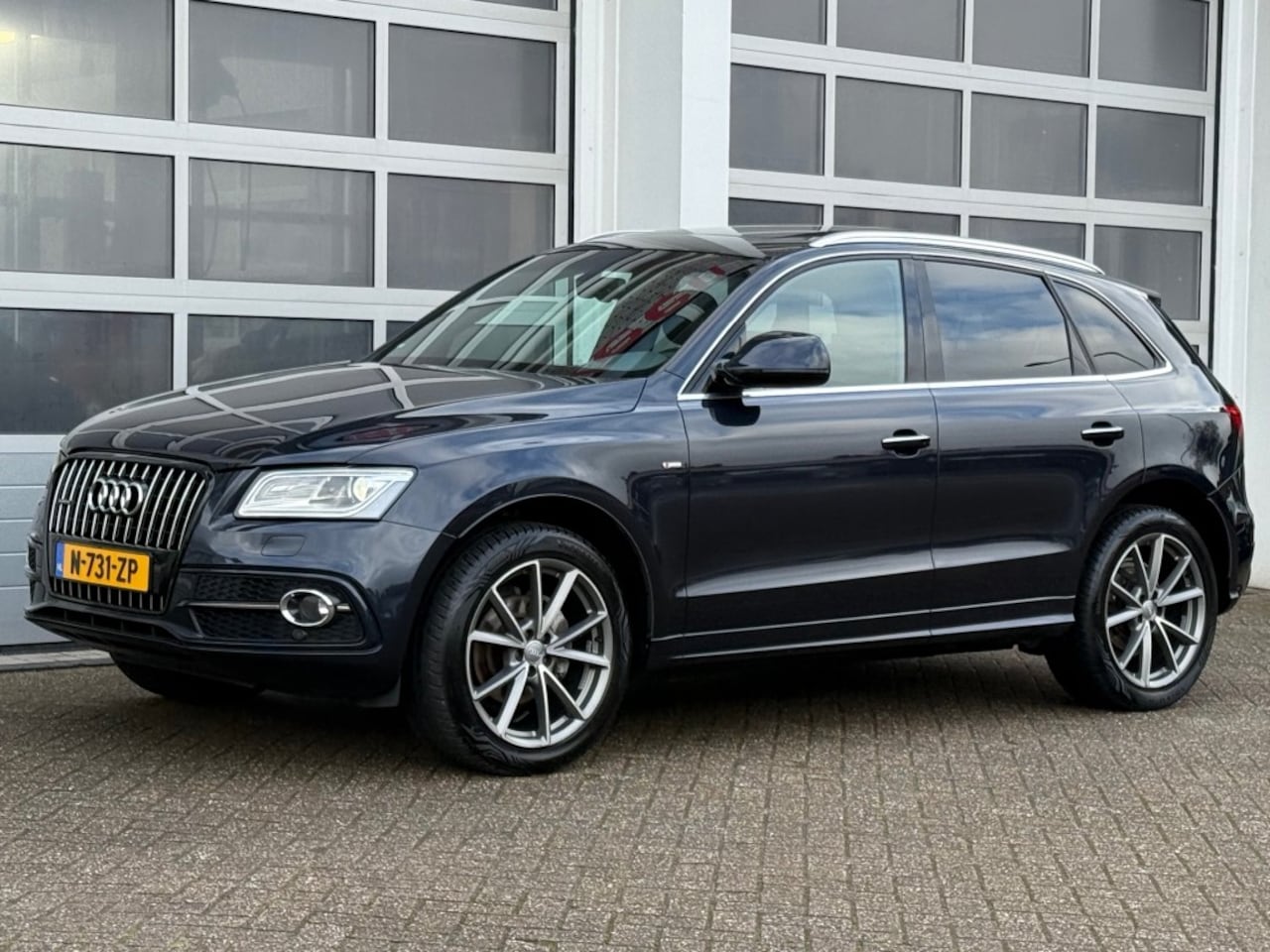 Audi Q5 - 2.0 TDI 190PK Sport S-line Quattro Aut. Navi Pano Leer - AutoWereld.nl