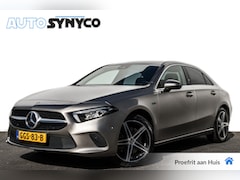 Mercedes-Benz A-klasse - 250 e Plug-in Premium | SOH 96.6 % | Panoramadak | LED | 18 inch LMV | Sfeerverlichting |