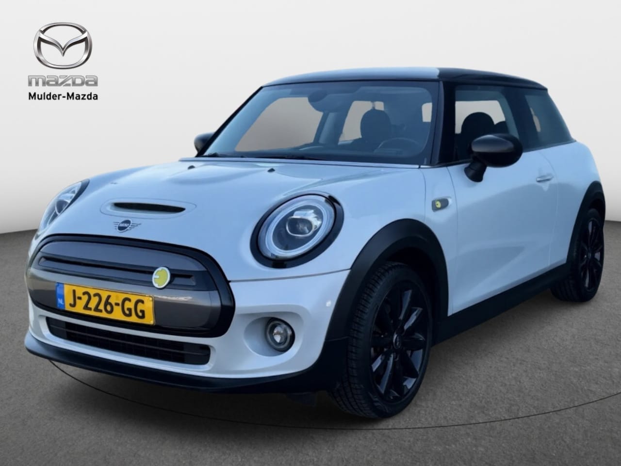 MINI Electric - Mini Basic Business 33 kWh | Nav | Black optik | 96% SOH - AutoWereld.nl